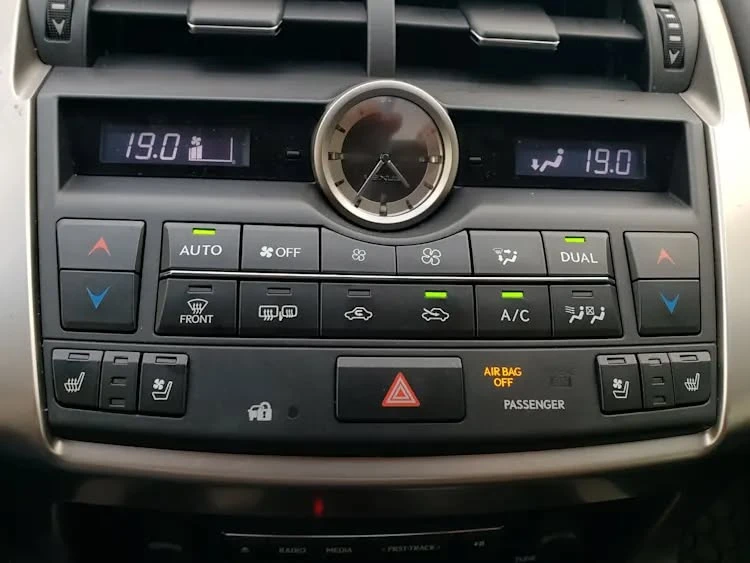 2015 Lexus NX 1st Gen - Image 14 of 19