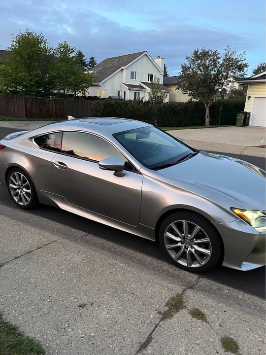 2015 Lexus RC - Image 6 of 17