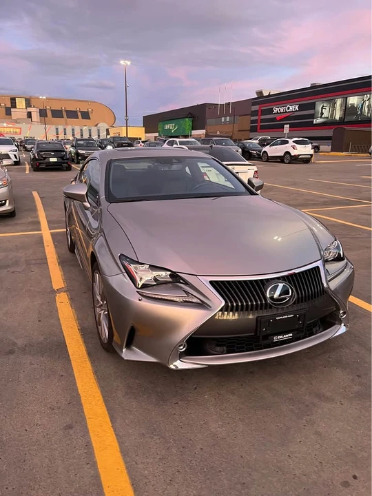 2015 Lexus RC - Image 5 of 17