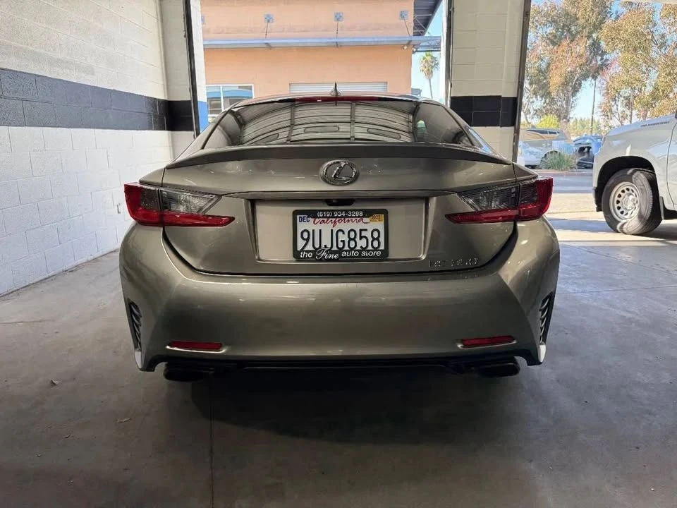 2015 Lexus RC - Image 6 of 18