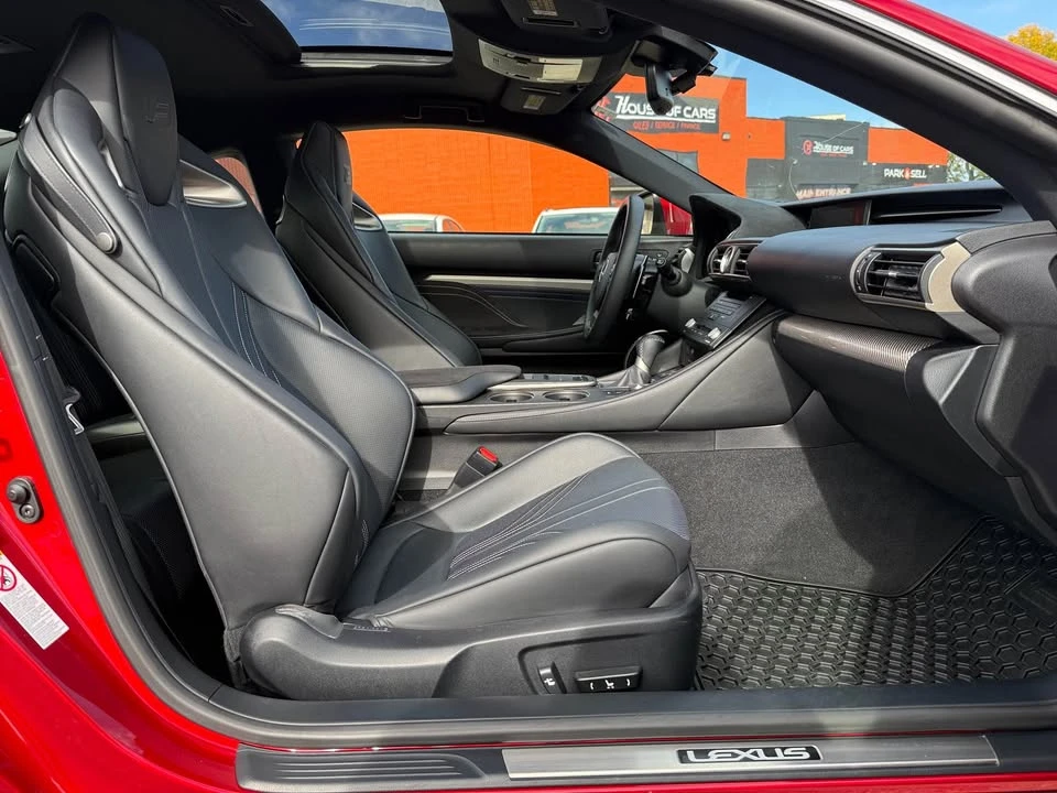 2015 Lexus RC - Image 13 of 14
