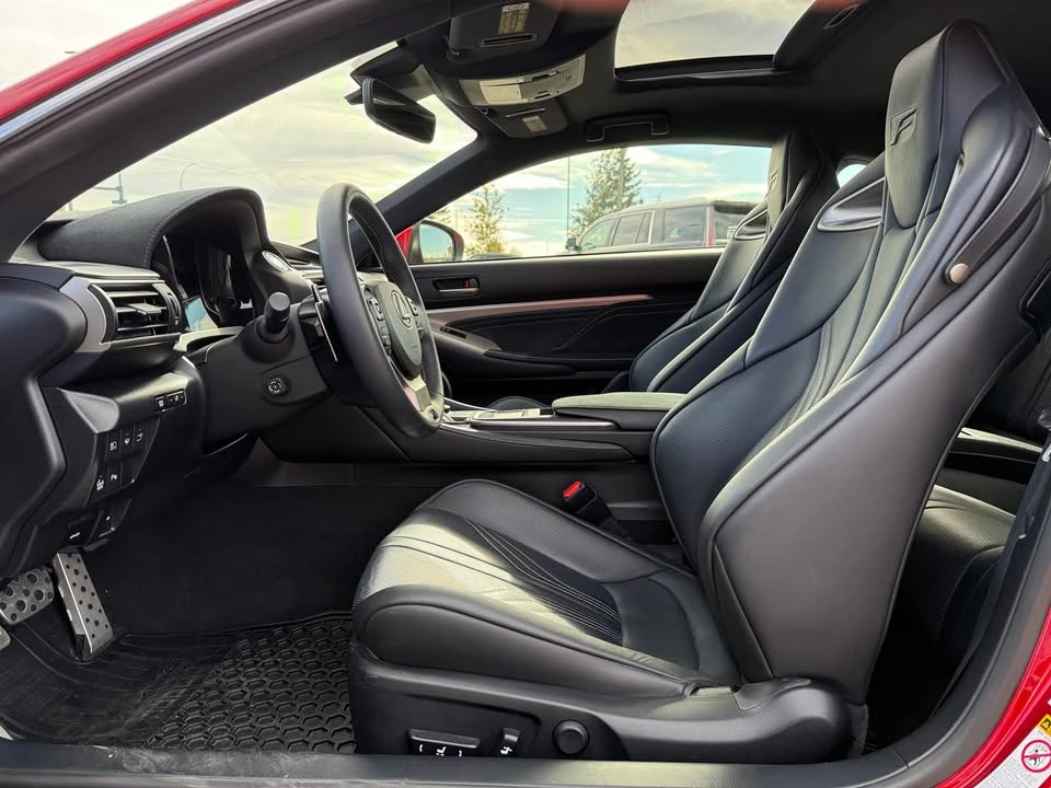 2015 Lexus RC - Image 8 of 14