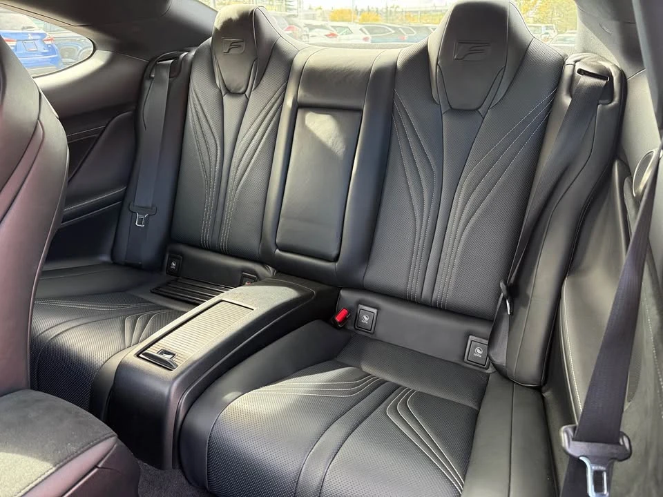 2015 Lexus RC - Image 12 of 14