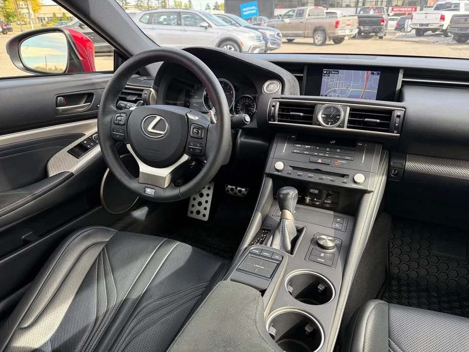 2015 Lexus RC - Image 10 of 14