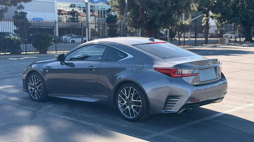 2015 Lexus RC - Image 6 of 14