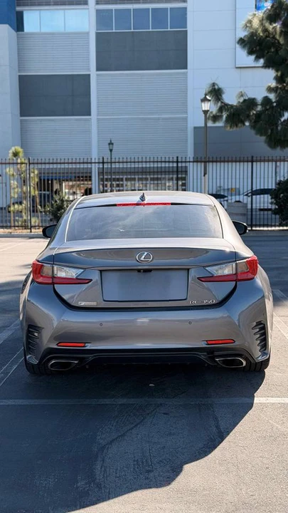 2015 Lexus RC - Image 4 of 14