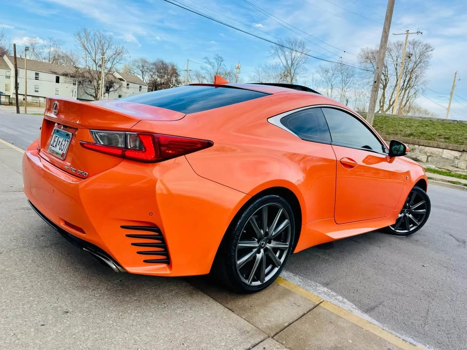 2015 Lexus RC - Image 4 of 19