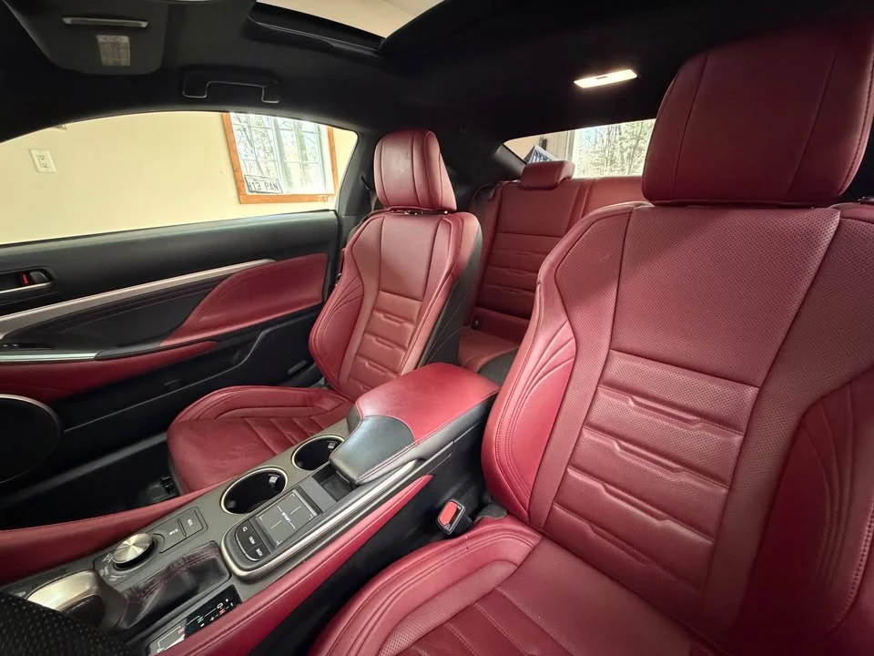 2015 Lexus RC - Image 12 of 14