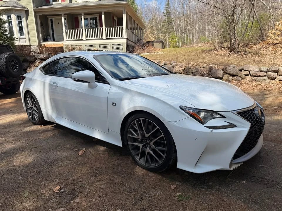 2015 Lexus RC - Image 8 of 14