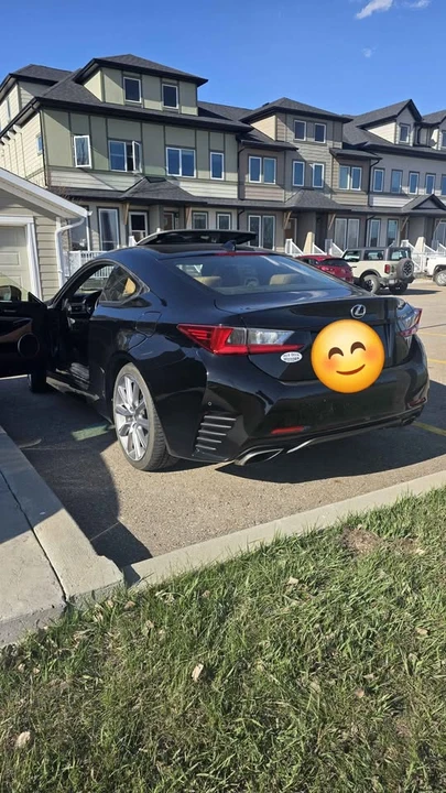 2015 Lexus RC - Image 2 of 6
