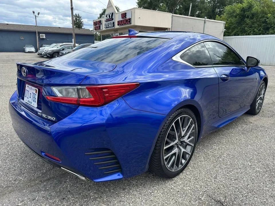 2015 Lexus RC - Image 5 of 20