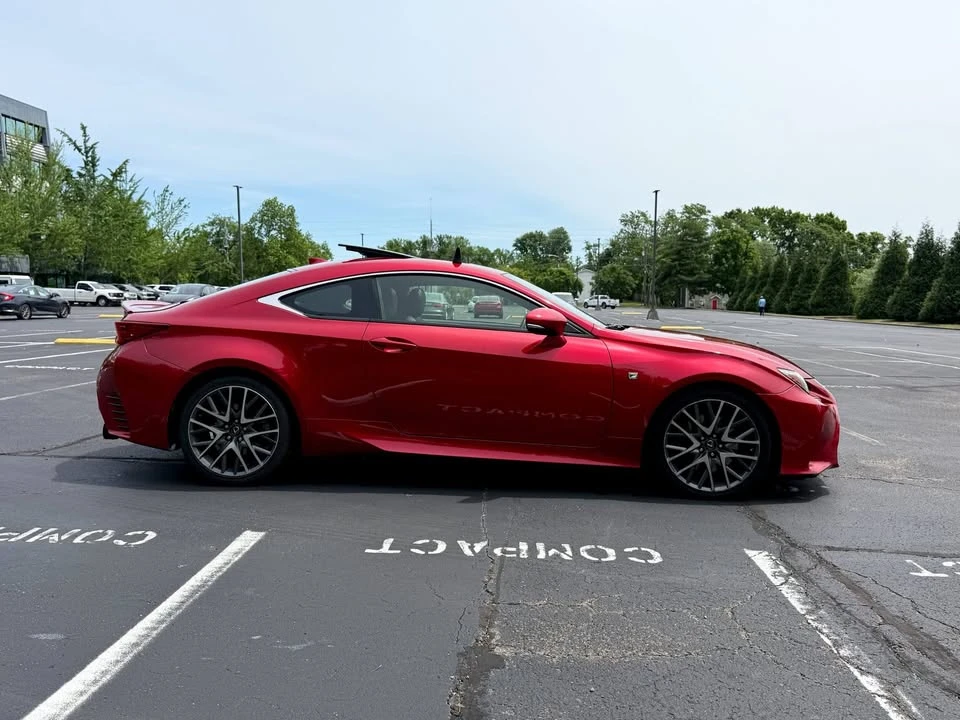 2015 Lexus RC - Image 9 of 20