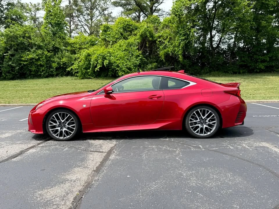 2015 Lexus RC - Image 8 of 20