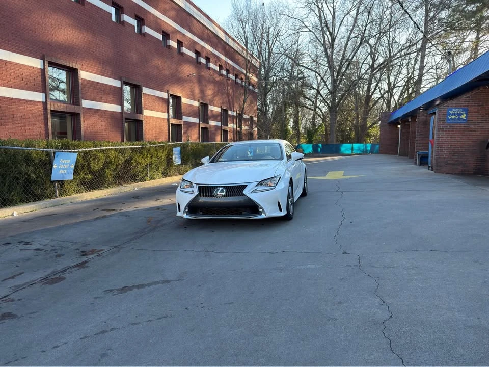 2015 Lexus RC - Image 3 of 10
