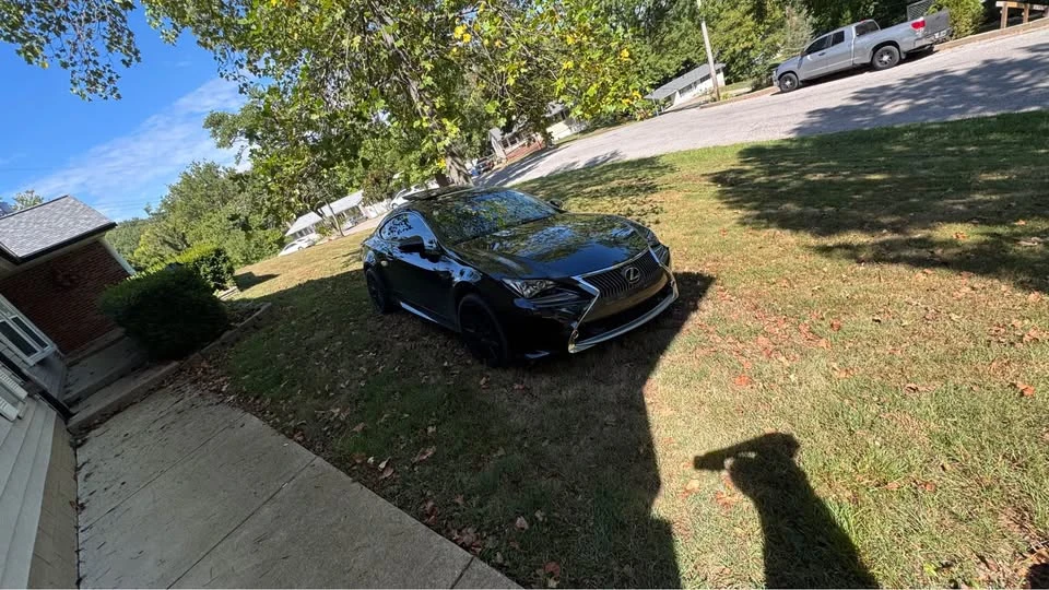 2015 Lexus RC - Image 8 of 11