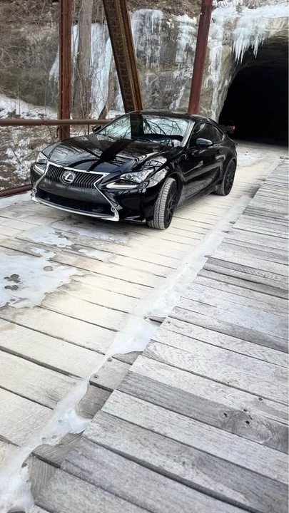 2015 Lexus RC - Image 3 of 11