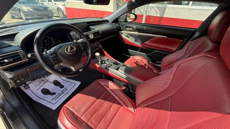 2015 Lexus RC - Image 8 of 20