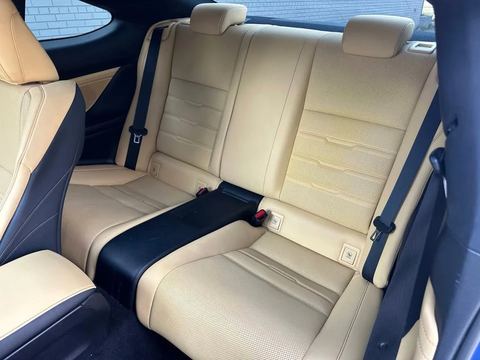 2015 Lexus RC - Image 14 of 20