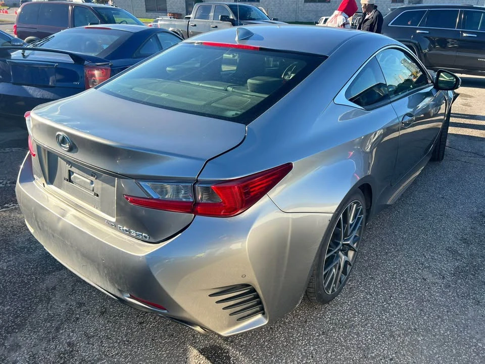2015 Lexus RC - Image 9 of 9