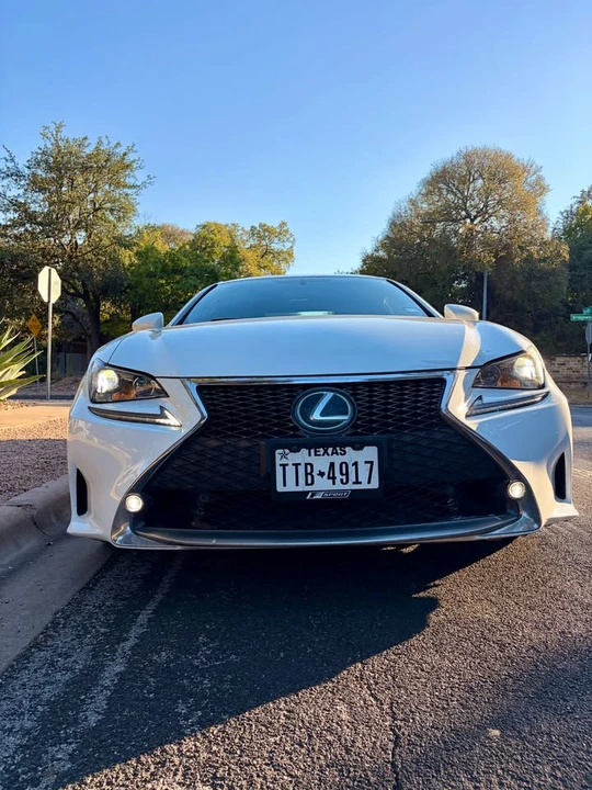 2015 Lexus RC F - Image 11 of 14