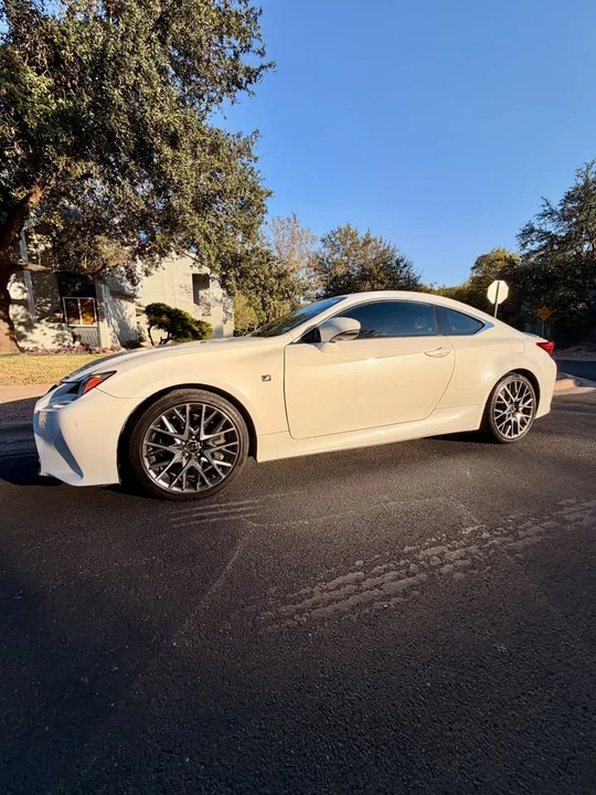 2015 Lexus RC F - Image 9 of 14