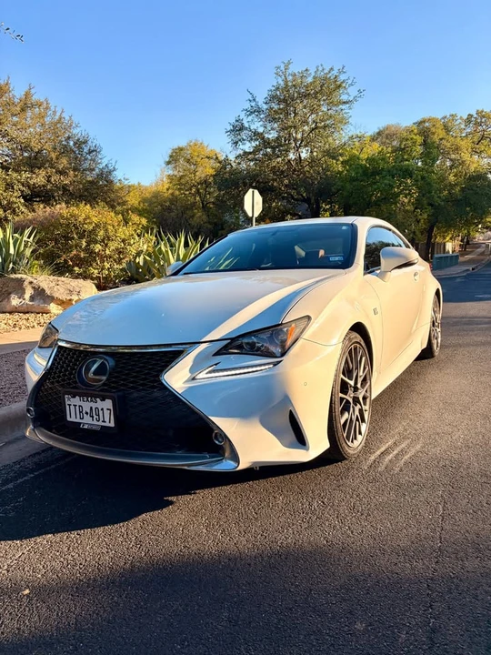 2015 Lexus RC F - Image 12 of 14