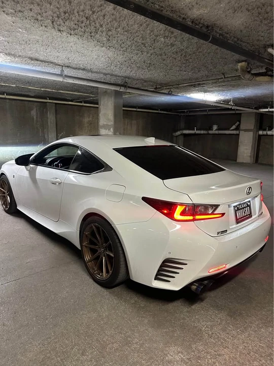 2015 Lexus RC F - Image 6 of 10