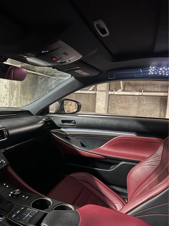 2015 Lexus RC F - Image 9 of 10