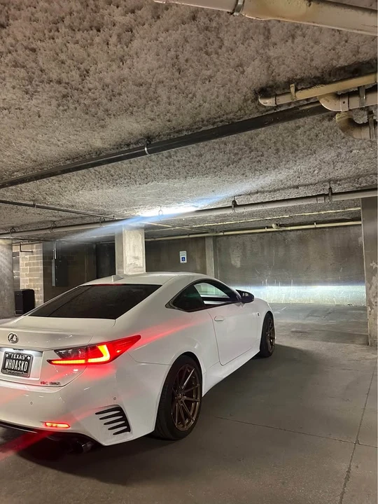 2015 Lexus RC F - Image 4 of 10