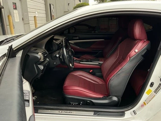 2015 Lexus RC - Image 10 of 20