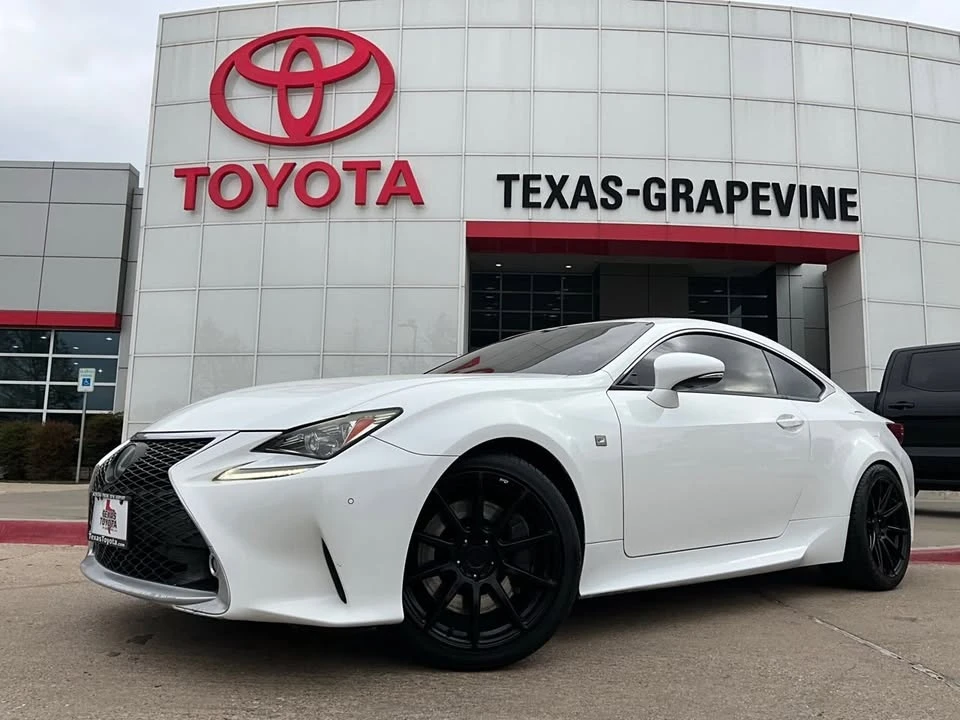 2015 Lexus RC - Image 2 of 20