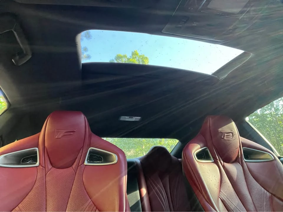 2015 Lexus RC F - Image 9 of 10