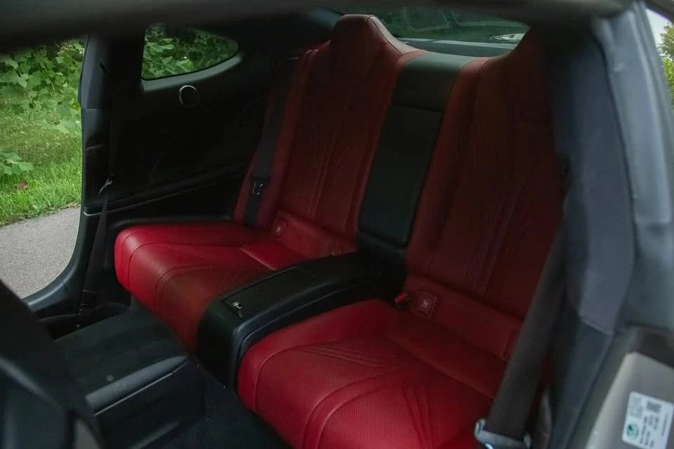 2015 Lexus RC F - Image 8 of 10