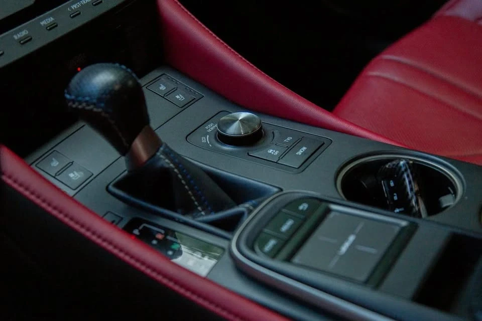 2015 Lexus RC F - Image 10 of 10