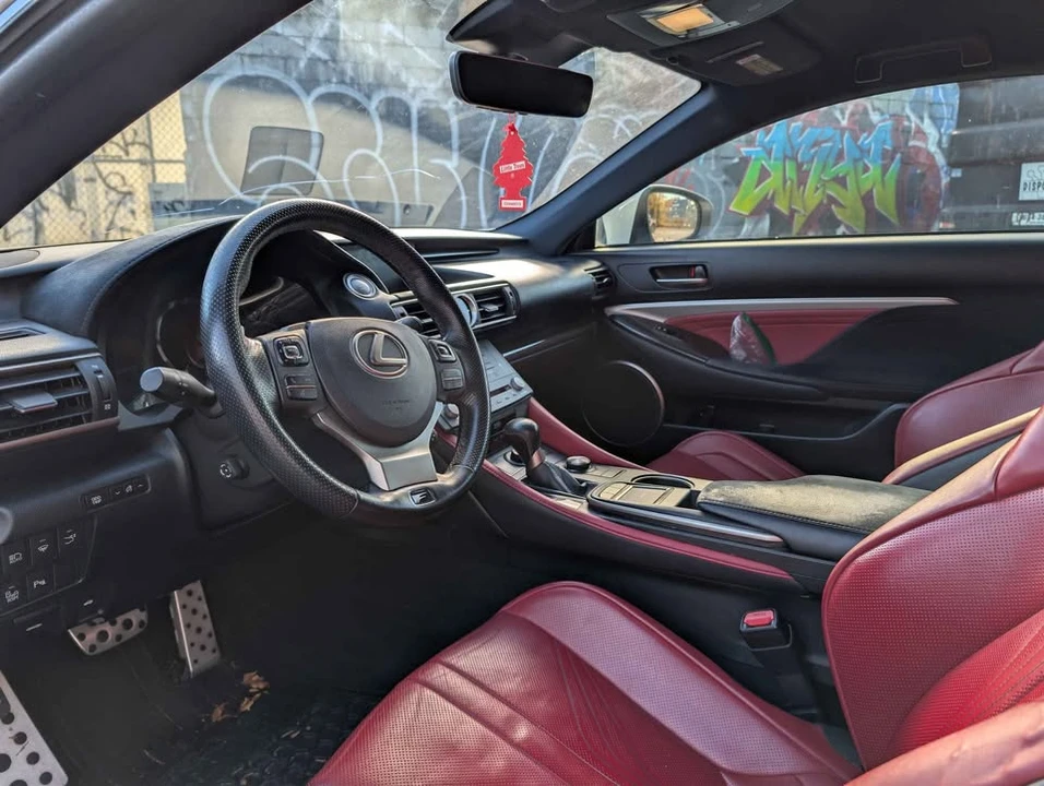 2015 Lexus RC F - Image 11 of 18