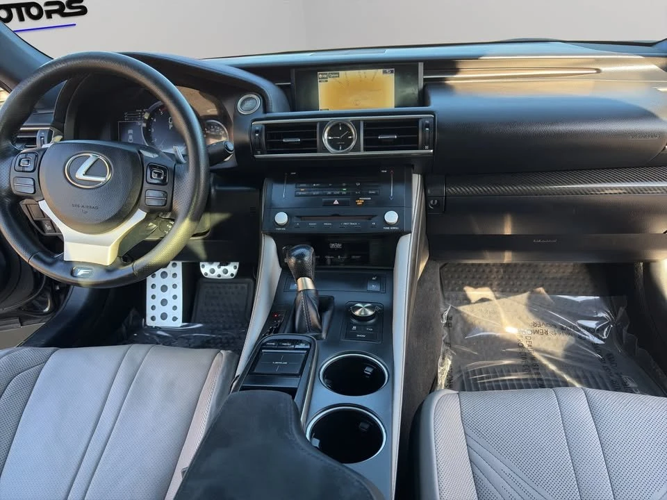 2015 Lexus RC F - Image 15 of 17