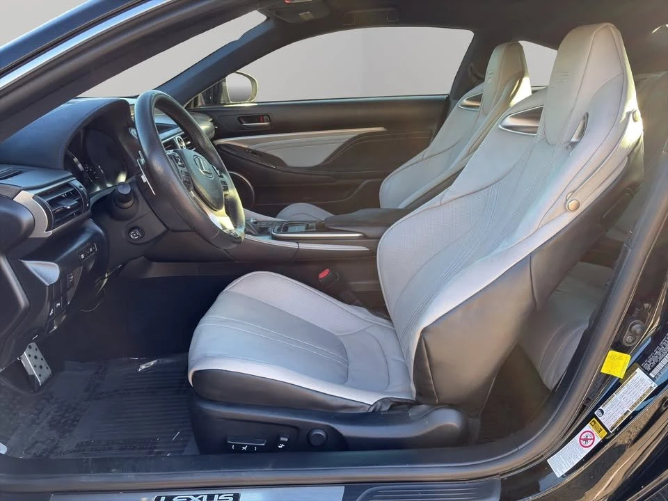 2015 Lexus RC F - Image 13 of 17