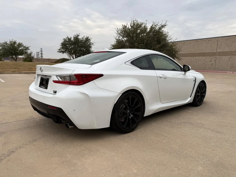 2015 Lexus RC F - Image 10 of 19