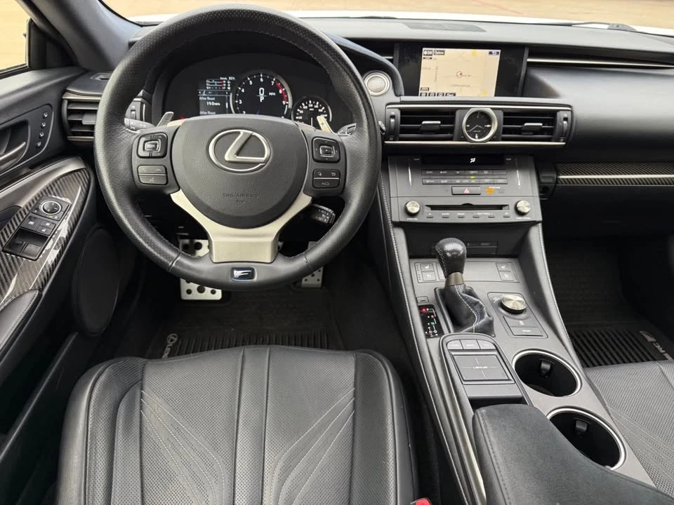 2015 Lexus RC F - Image 17 of 19