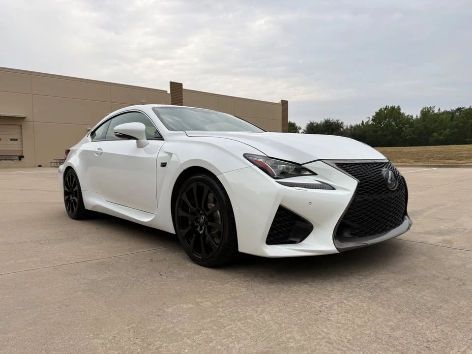 2015 Lexus RC F - Image 12 of 19