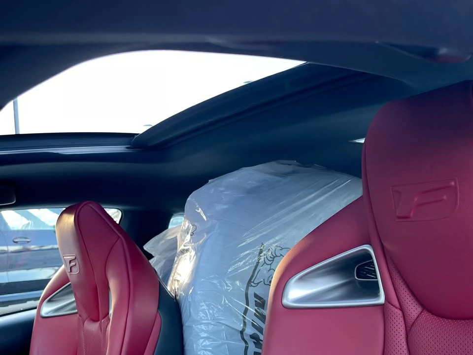 2015 Lexus RC F - Image 14 of 18