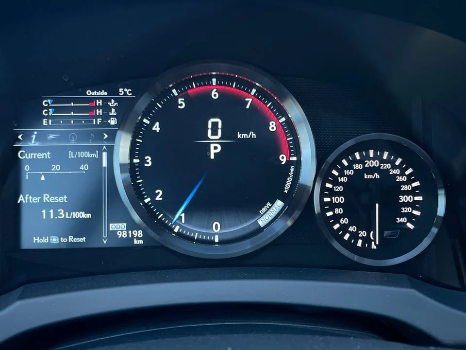 2015 Lexus RC F - Image 7 of 18