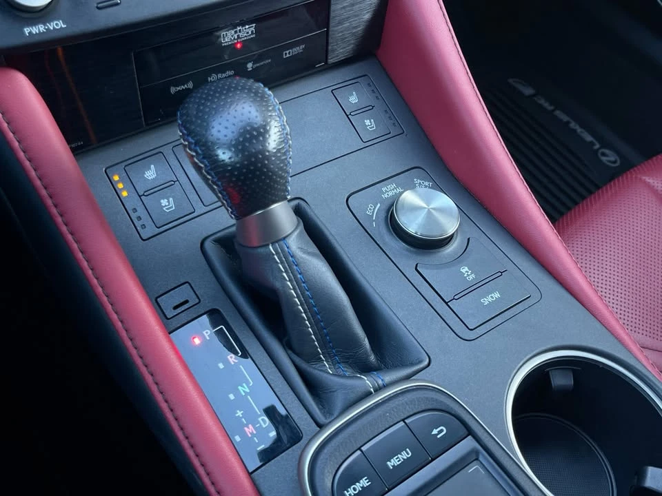 2015 Lexus RC F - Image 12 of 18