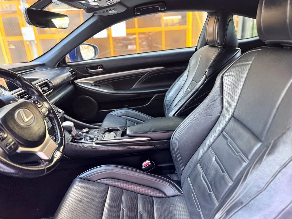 2015 Lexus RC - Image 8 of 14