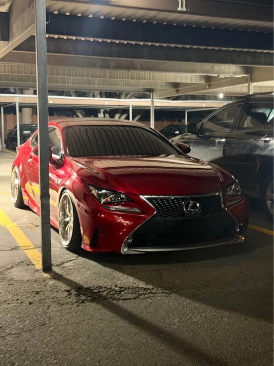 2015 Lexus RC - Image 2 of 4