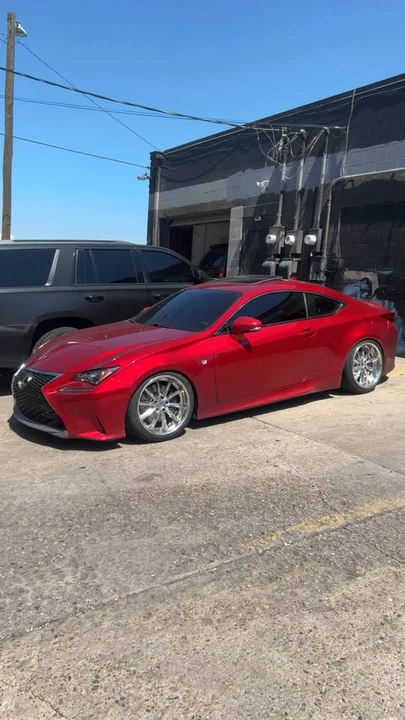 2015 Lexus RC - Image 3 of 4
