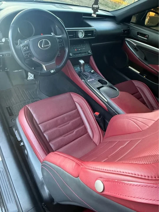 2015 Lexus RC - Image 5 of 9