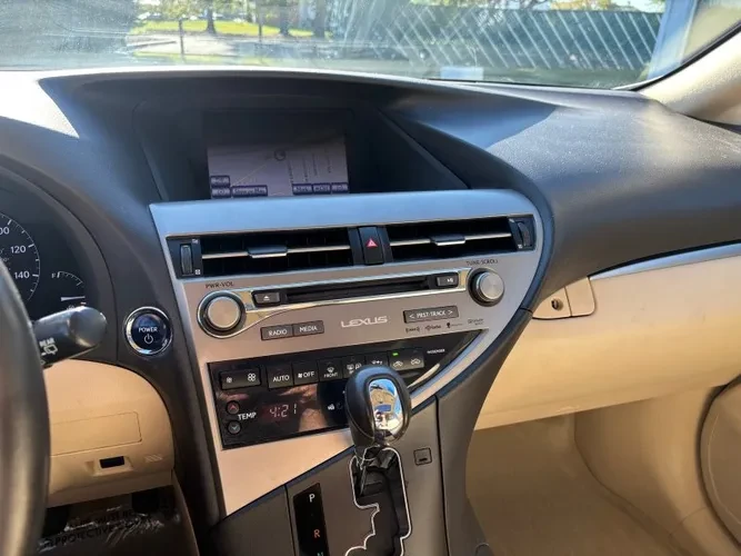 2015 Lexus RX 3rd Gen - Image 12 of 16