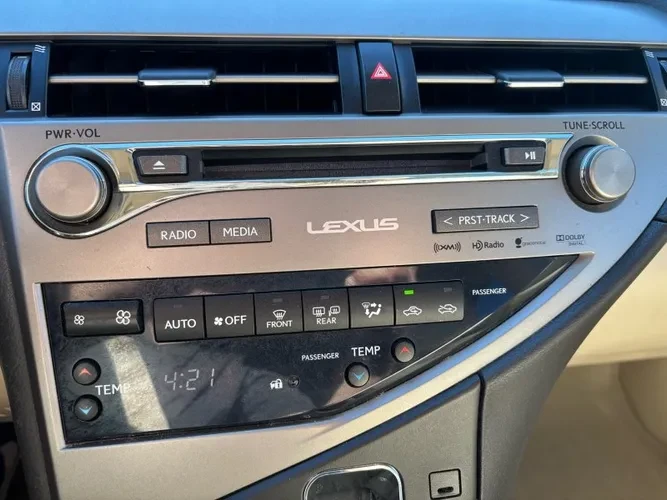 2015 Lexus RX 3rd Gen - Image 14 of 16