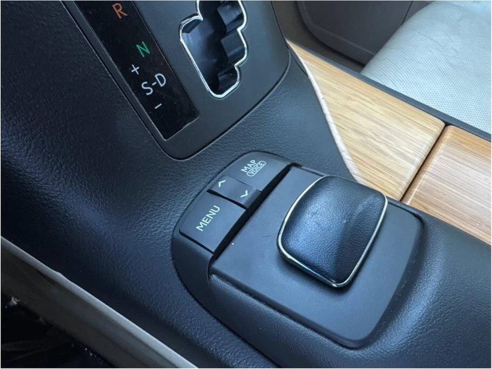 2015 Lexus RX 4th Gen - Image 15 of 20